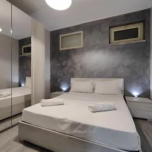  Appartamento Sicily Travel Apartment's 2 Italia
